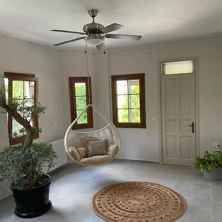 With Private Pool And Garden In Dalyan Βίλα