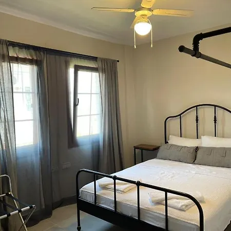 With Private Pool And Garden In Dalyan Βίλα